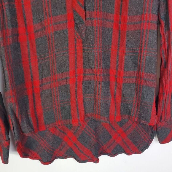 Cabi Cunningham Shirt WOmens XS Gray Red Peplum Hidden Button Down Cabincore - Picture 3 of 9